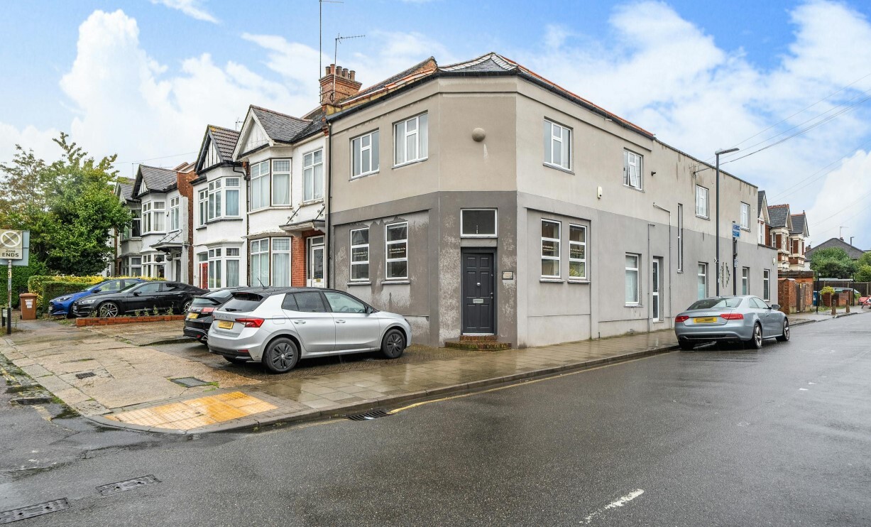 107 Hindes Rd, Harrow, LND for Sale