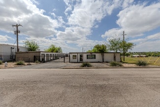 Taylor, TX Self-Storage Facilities - 209 Commercial Dr