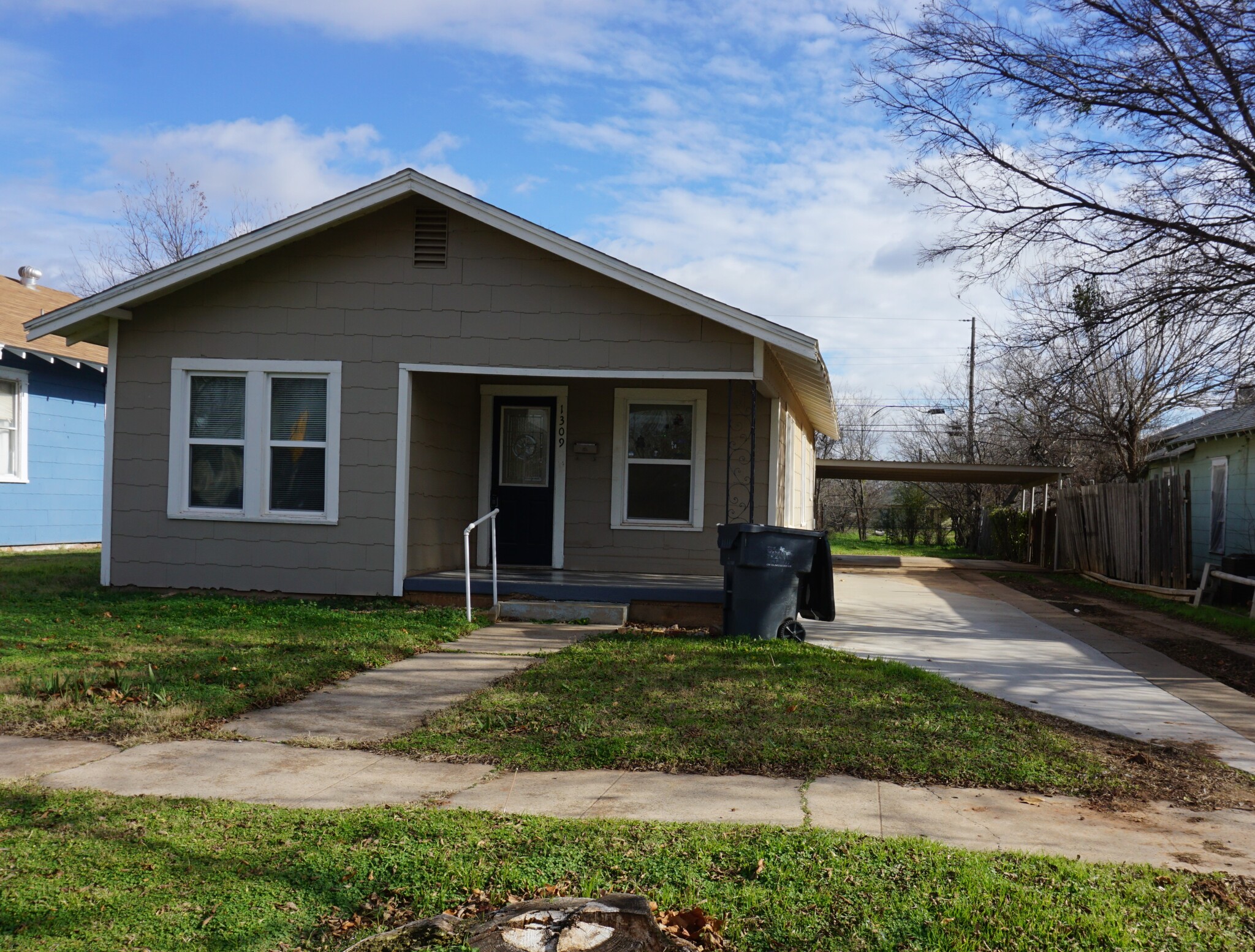 1309 Monroe St, Wichita Falls, TX for Sale