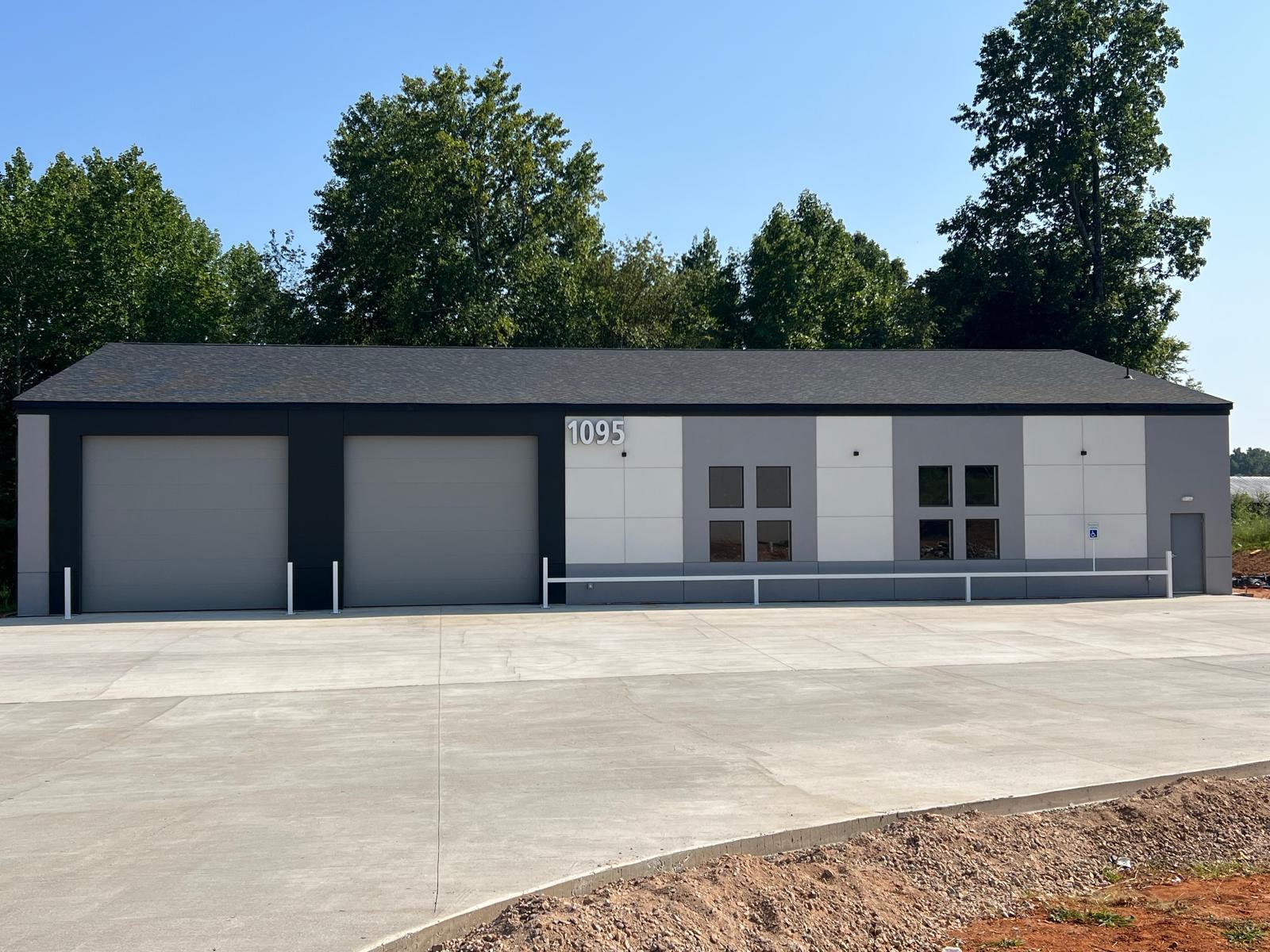1095 Packard Dr, Mooresville, NC for Rent