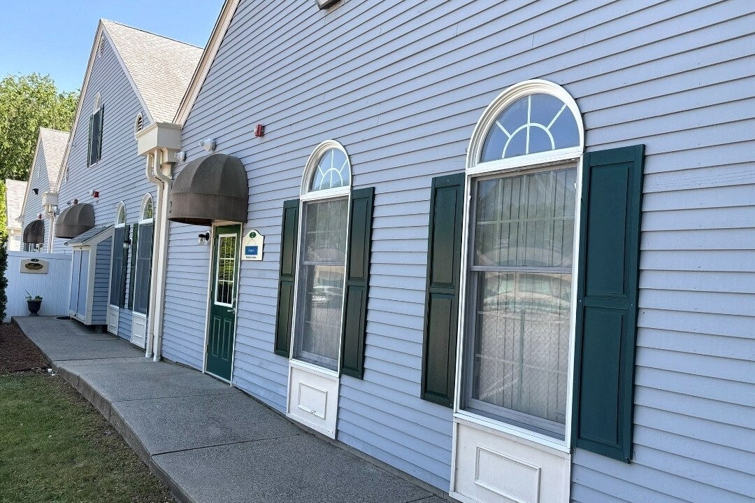 77 Access Rd, Norwood, MA for Sale