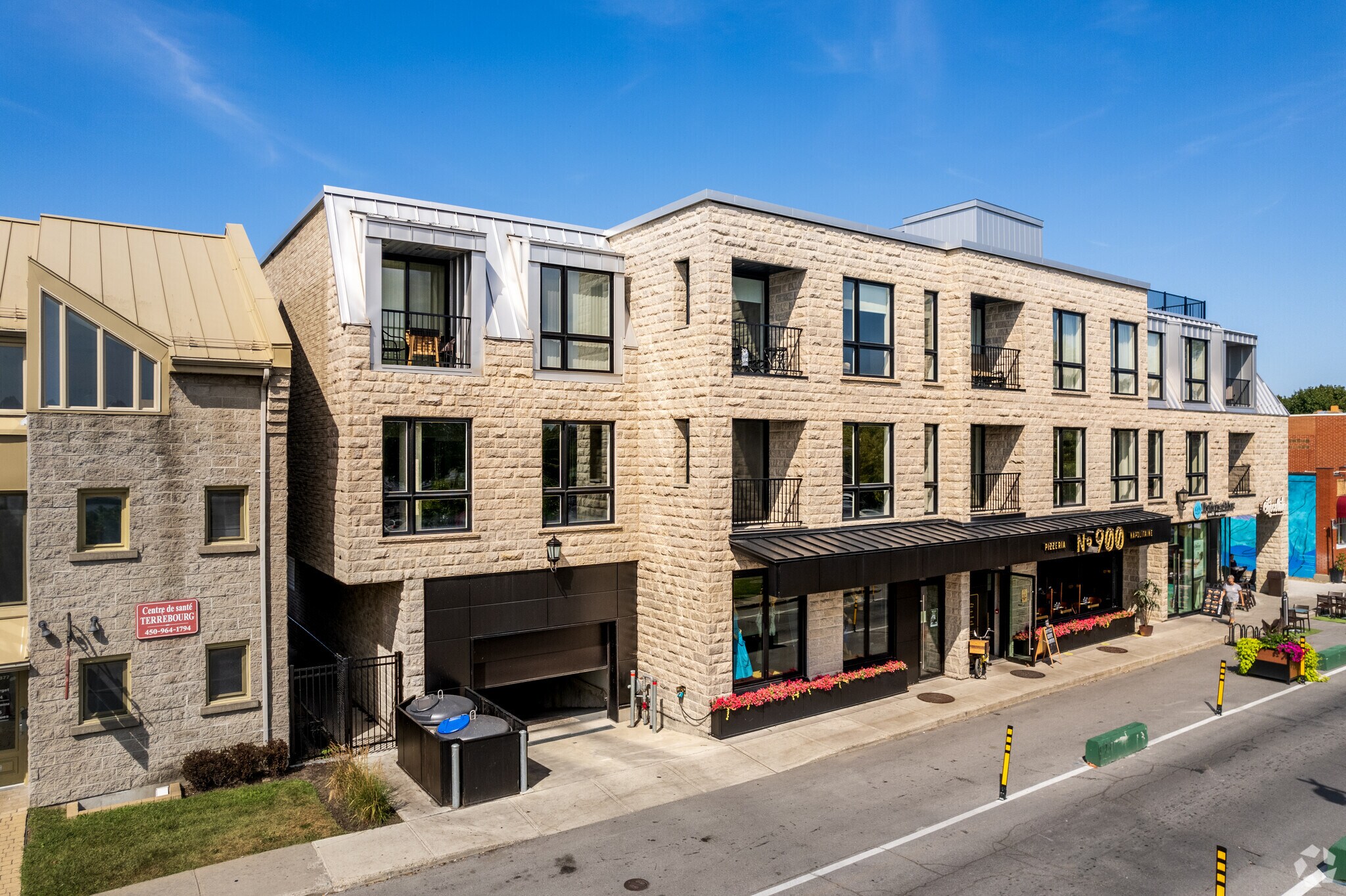 861-867 Rue Saint-Pierre, Terrebonne, QC for Rent