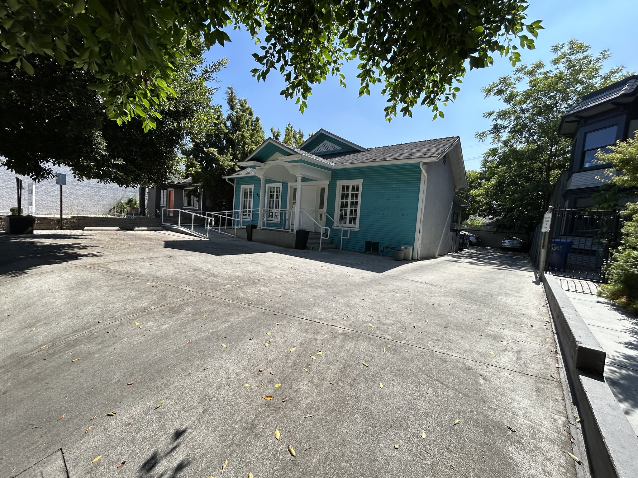 428 N Larchmont Blvd, Los Angeles, CA for Rent