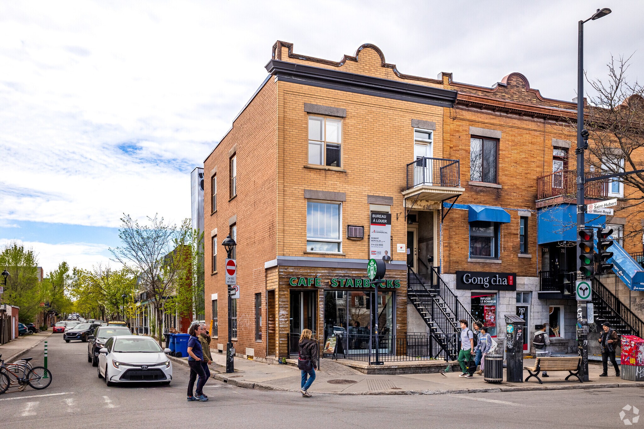 751-753 Av Du Mont-Royal E, Montréal, QC for Rent