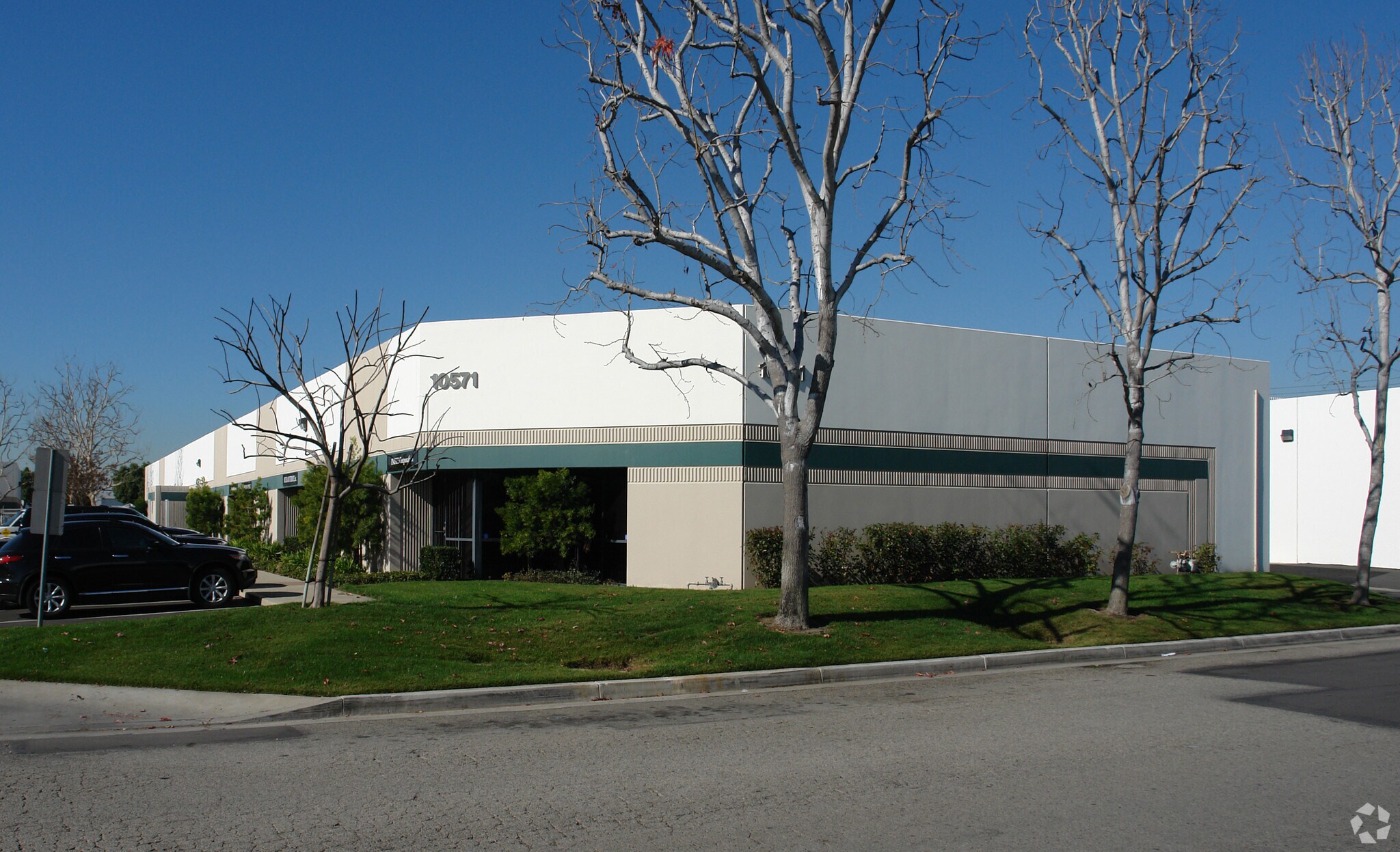 10571 Calle Lee Los Alamitos, CA 90720 Flex Property for Lease on