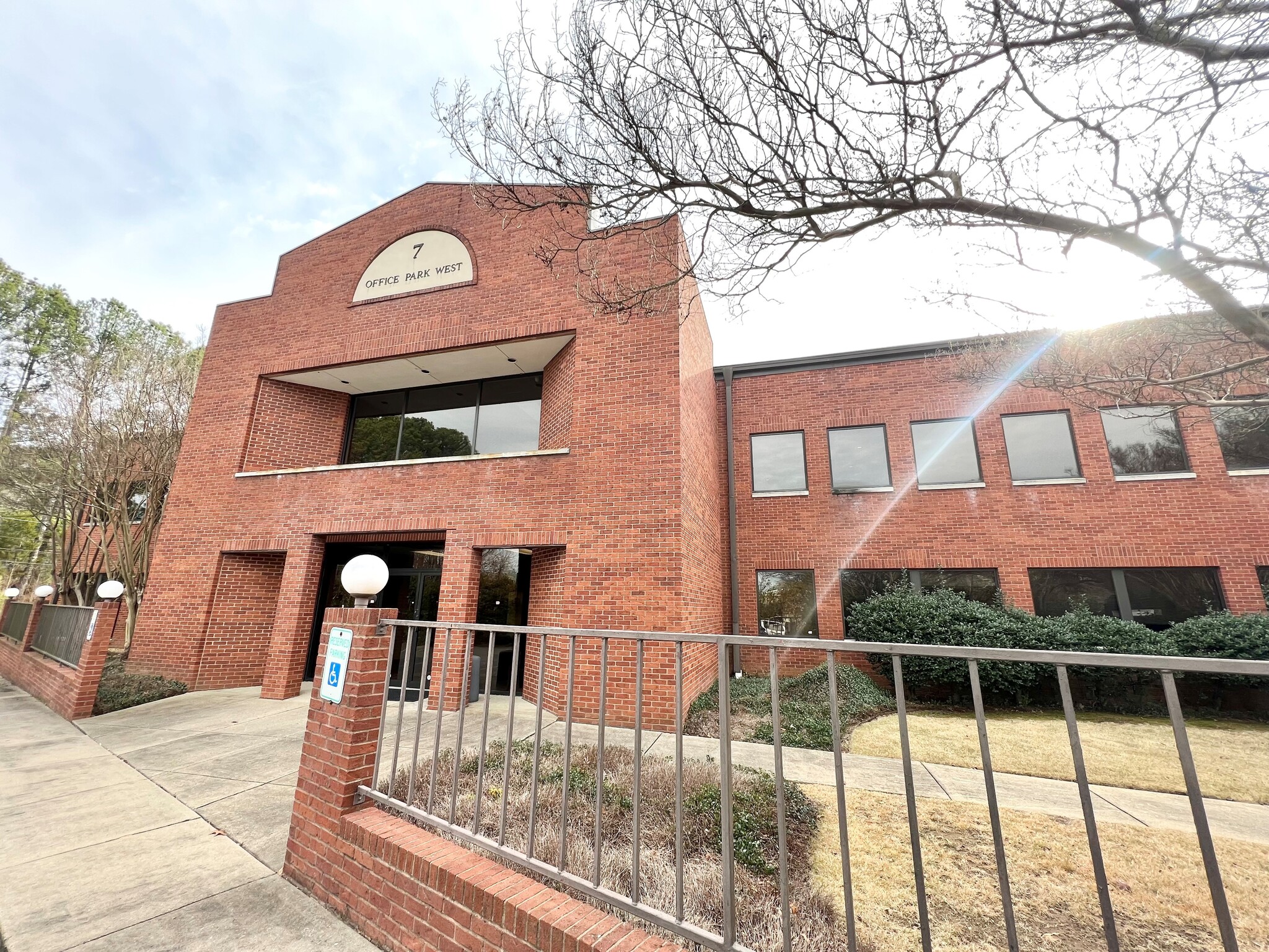 7 Office Park Dr, Little Rock, AR for Rent