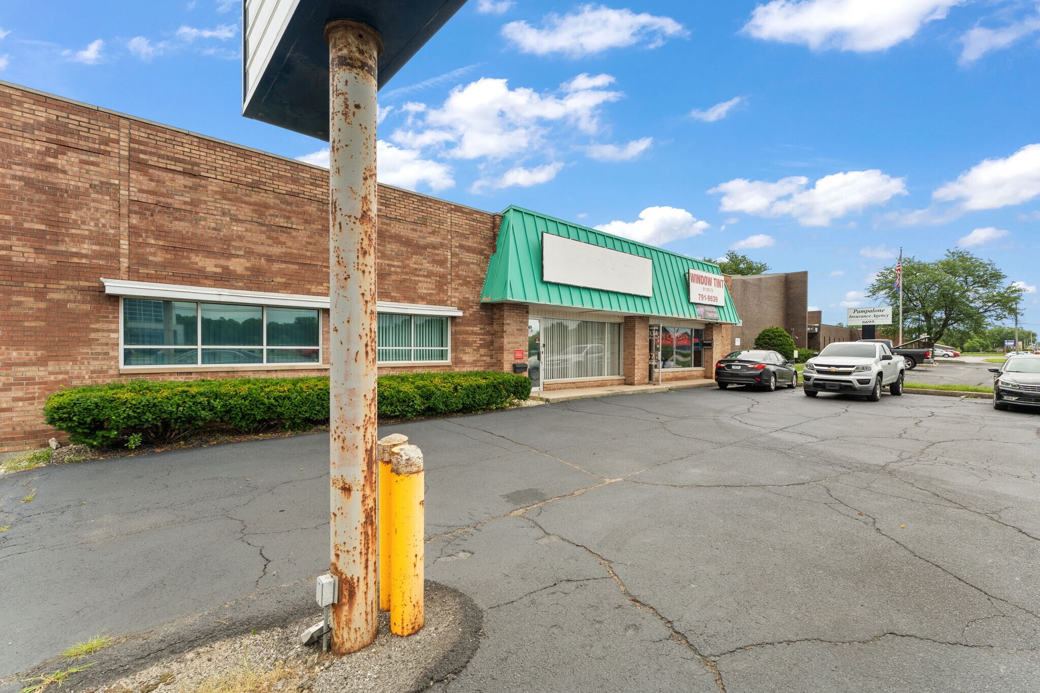 6675 Broadway, Merrillville, IN for Rent