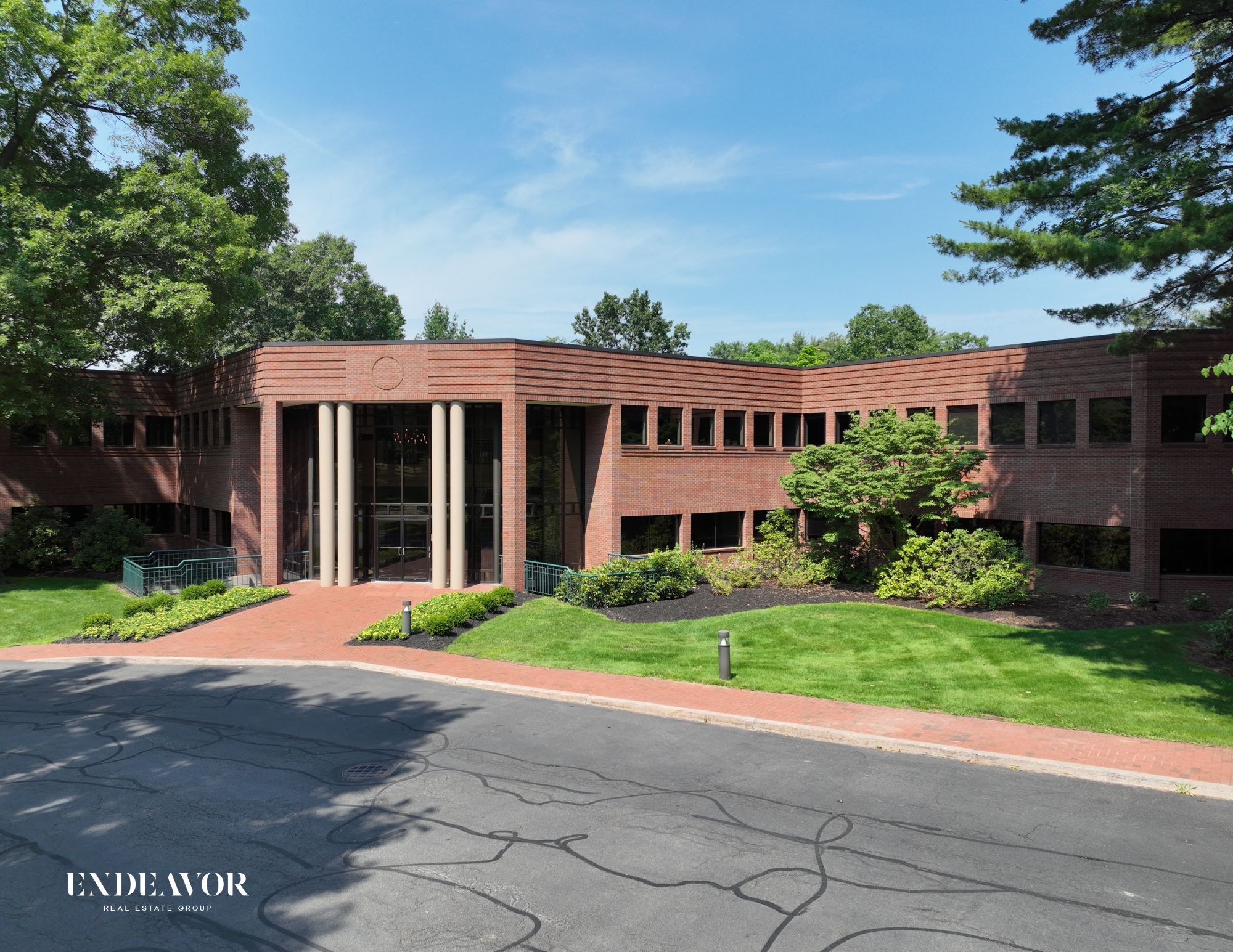 80 Linden Oaks Dr, Rochester, NY for Rent