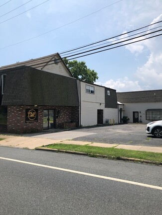 Dover, DE Storefront - 418-422 S Governors Ave