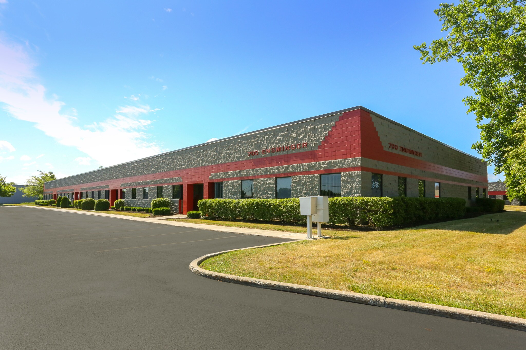 700 Ensminger Rd, Tonawanda, NY for Rent