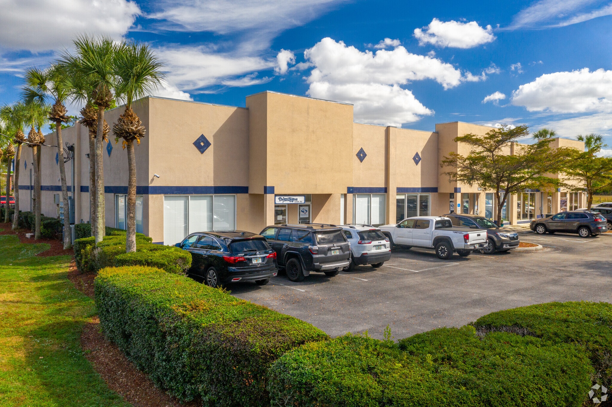 5961 Northland Rd, Fort Myers, FL for Rent