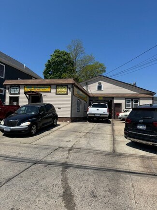 Staten Island, NY undefined - 147 New Dorp Plz N