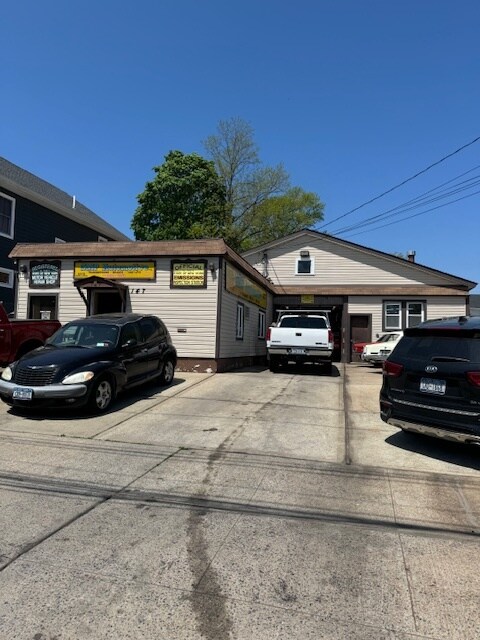 147 New Dorp Plz N, Staten Island, NY for Sale