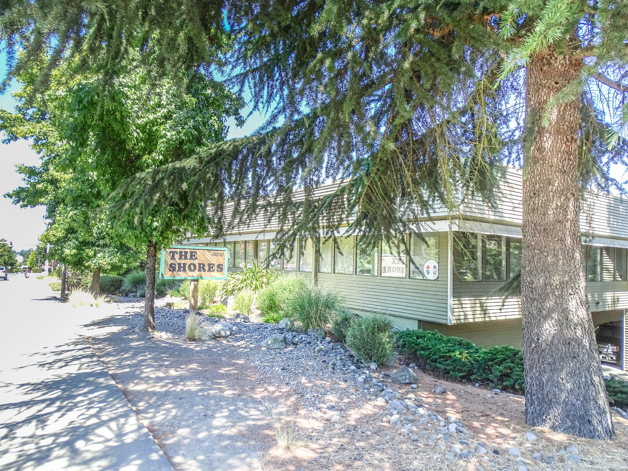 19530 International Blvd, Seatac, WA for Rent