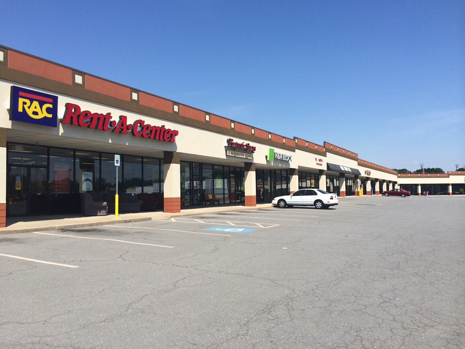 2126 N 1st St, Jacksonville, AR for Rent