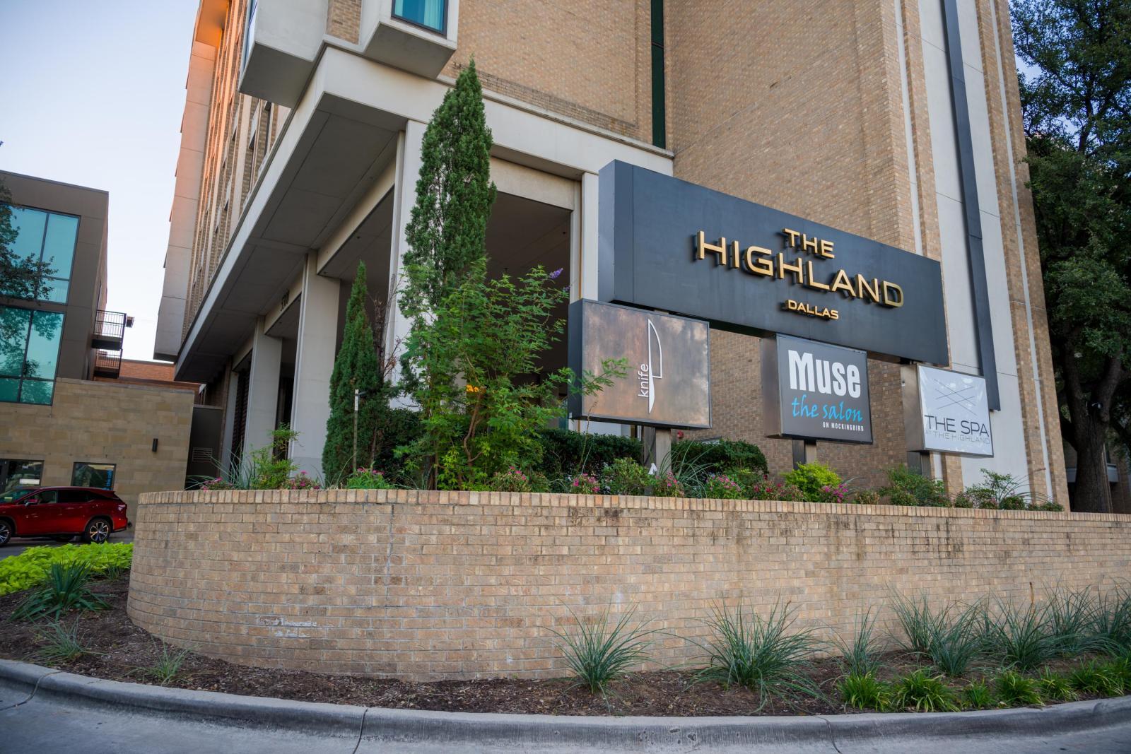 5300 E Mockingbird Ln, Dallas, TX for Rent
