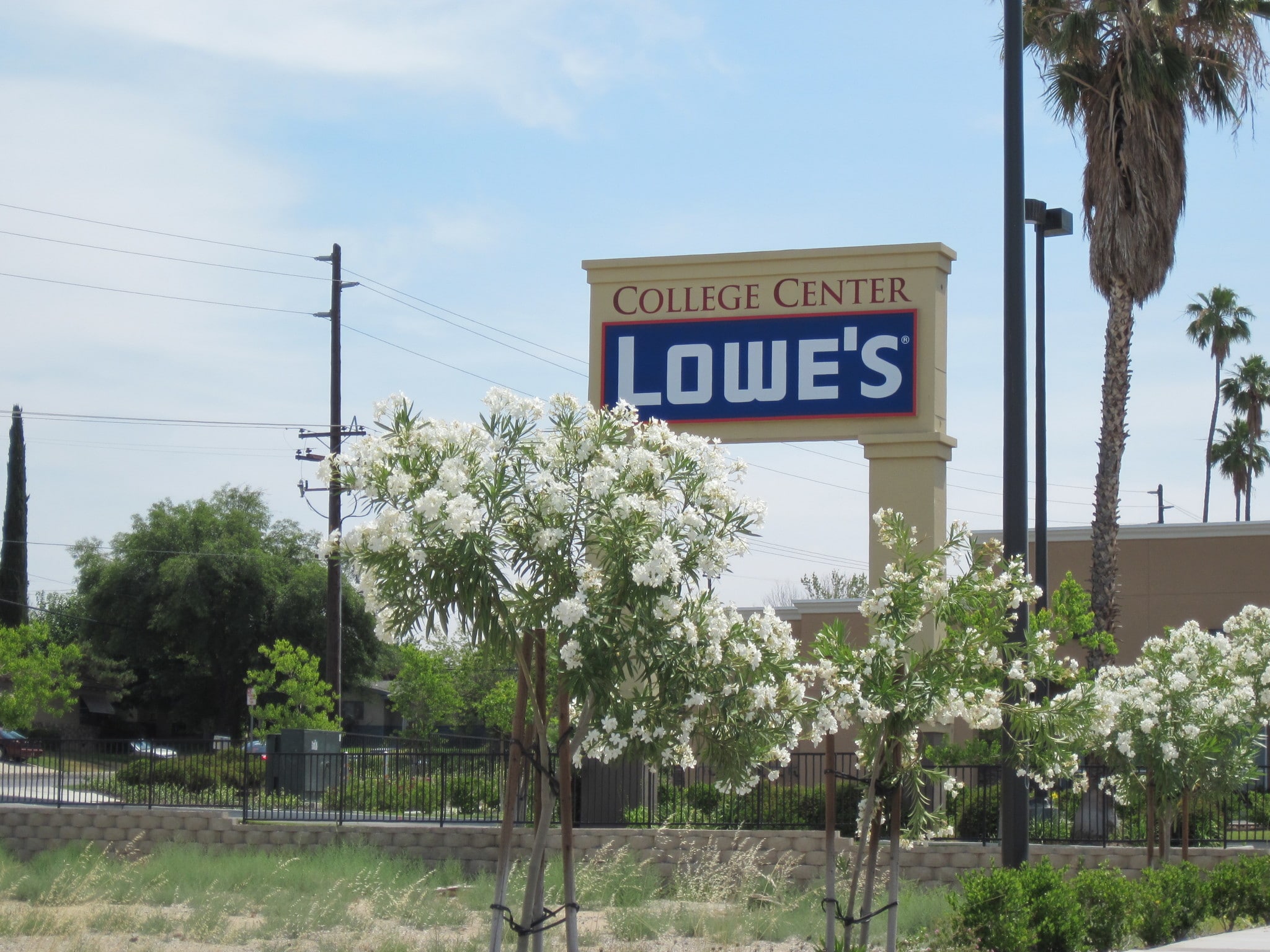 2607 Haley St, Bakersfield, CA for Sale