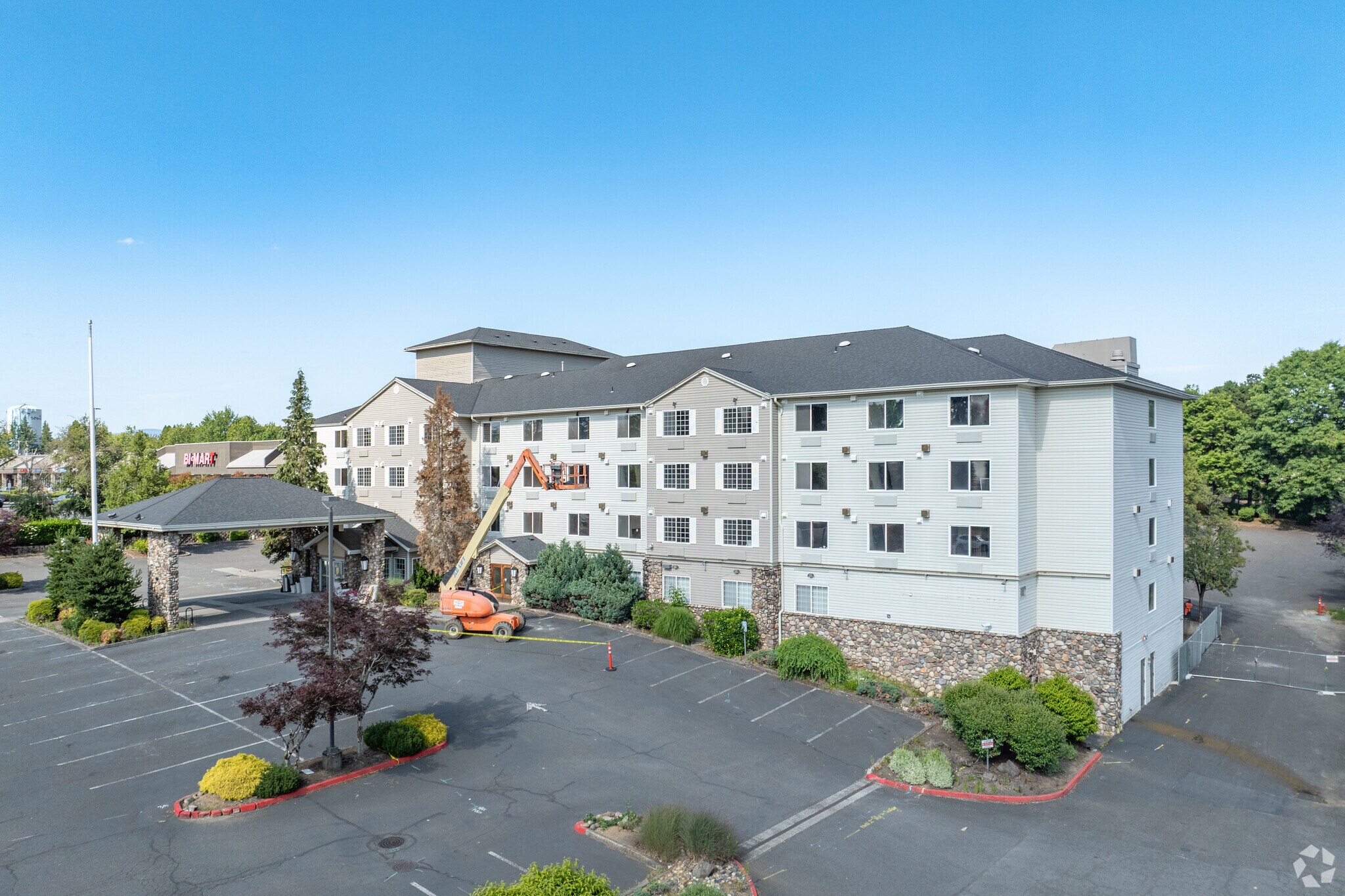 2752 NE Hogan Dr, Gresham, OR for Rent