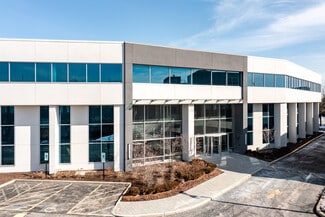 Oak Brook, IL Business Park - 2100 Swift Dr