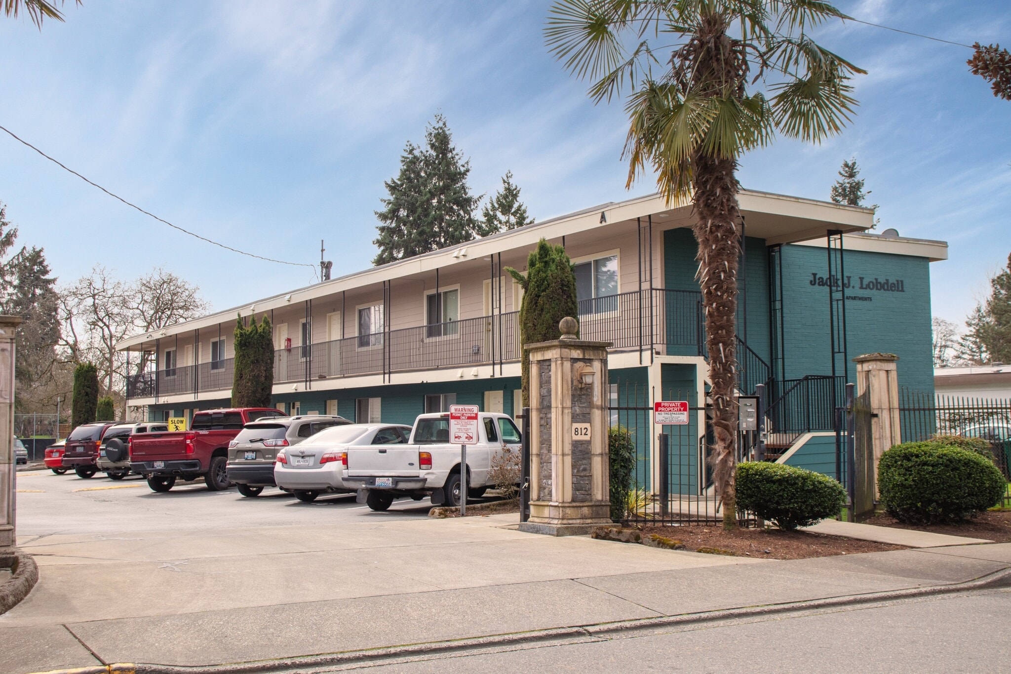812 10th St NE, Auburn, WA for Sale