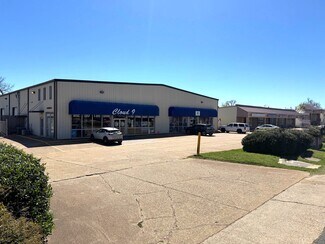 Bossier City, LA undefined - 2058-2060 E Texas St Bossier City, LA undefined - 2058-2060 E Texas St