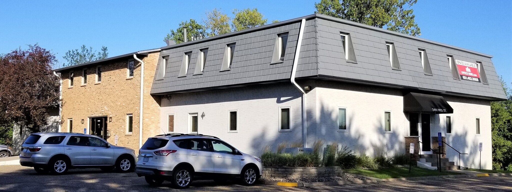 2499 Rice St, Roseville, MN for Rent