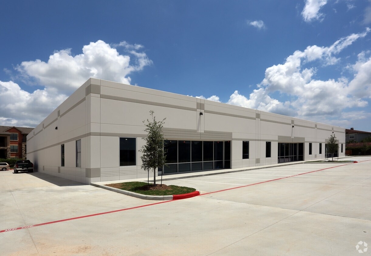 320 Mason Creek Dr Katy, TX 77450 Industrial Property for Sale on