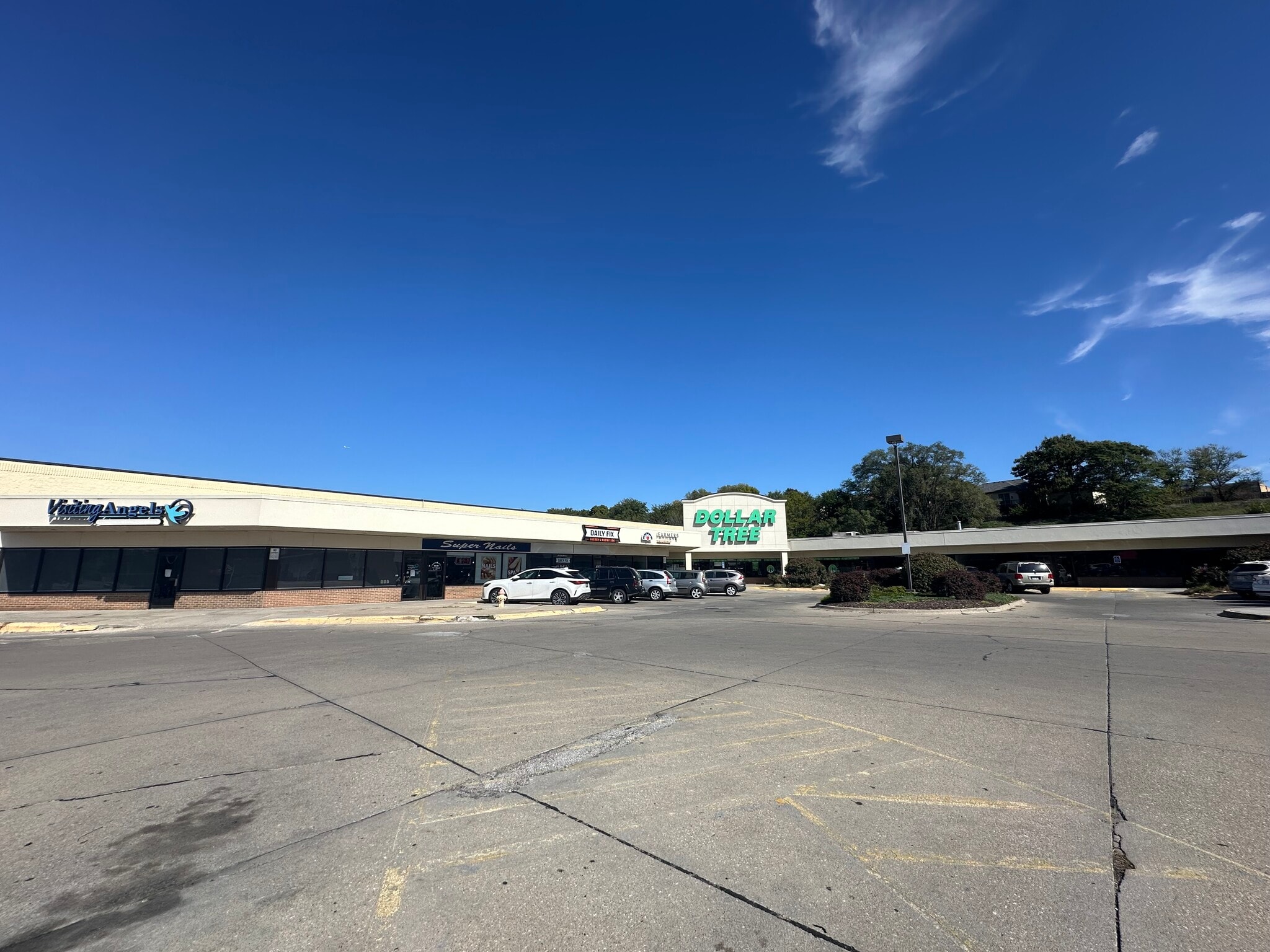 601-801 Galvin Rd S, Bellevue, NE for Rent