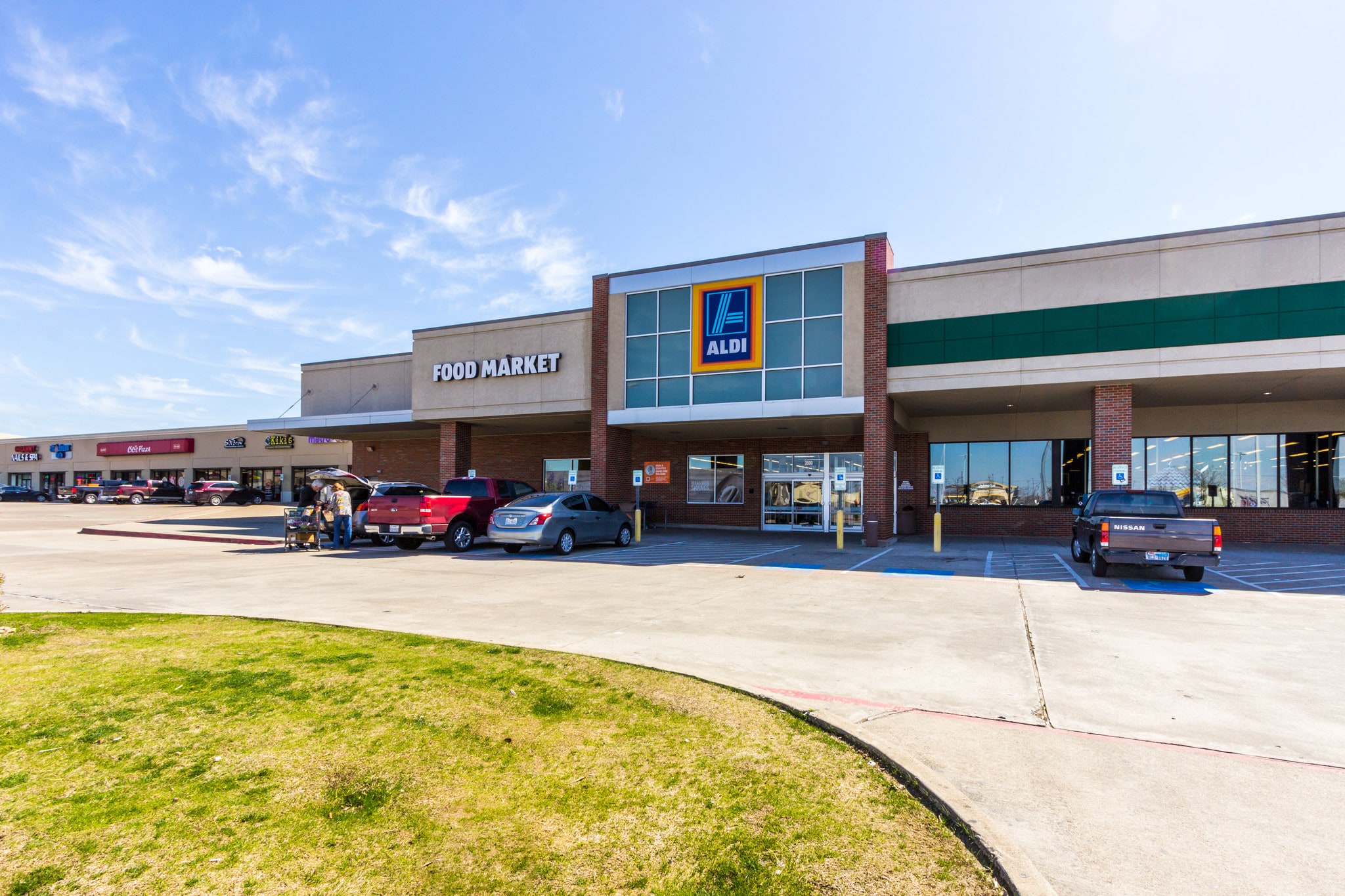 3502 Lakeview Pky Rowlett, TX 75088 Shopping Center Property for