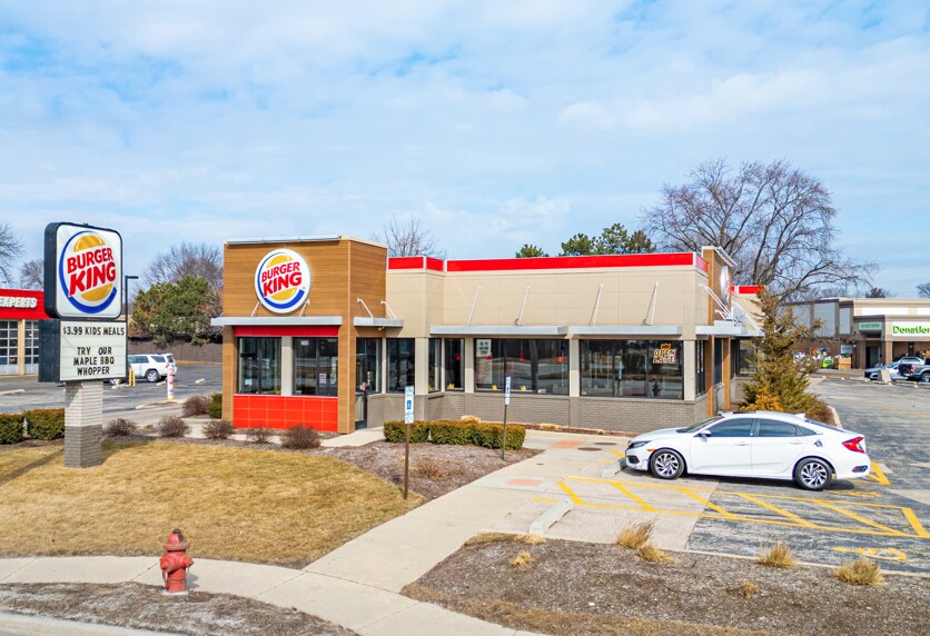 250 Virginia St, Crystal Lake, IL for Sale
