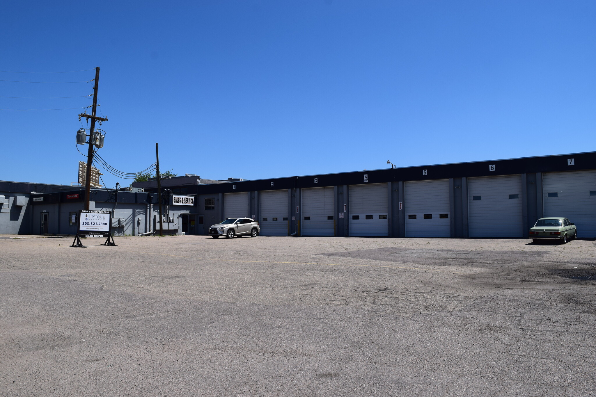 1207 S Platte River Dr, Denver, CO for Rent