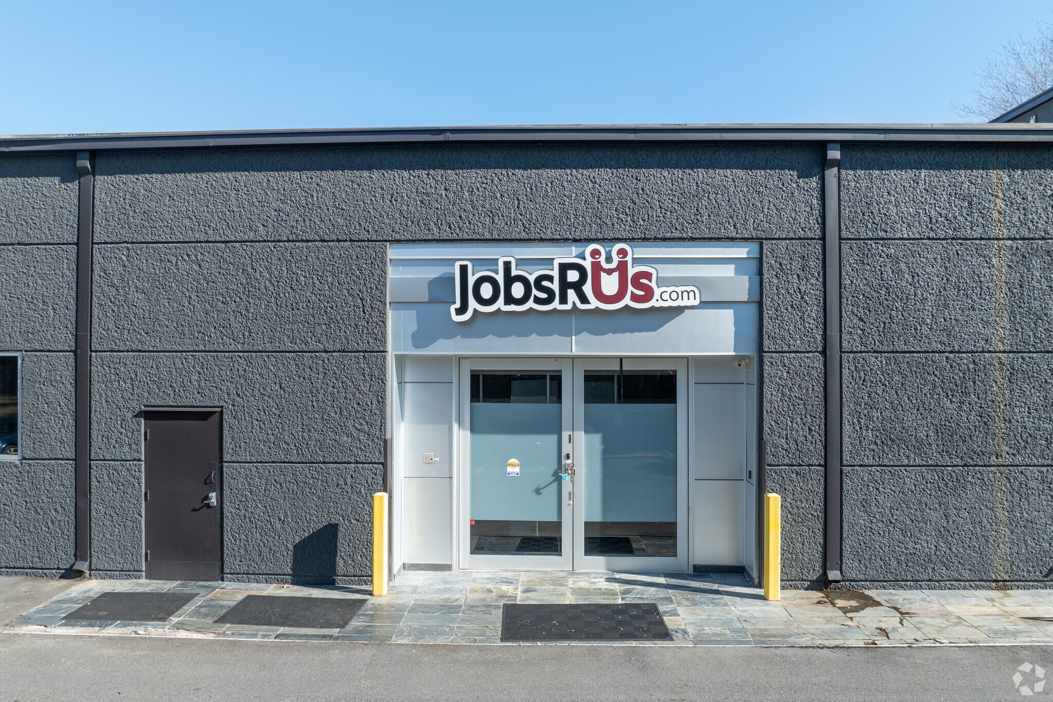 710 Morgan Falls Rd, Atlanta, GA for Sale