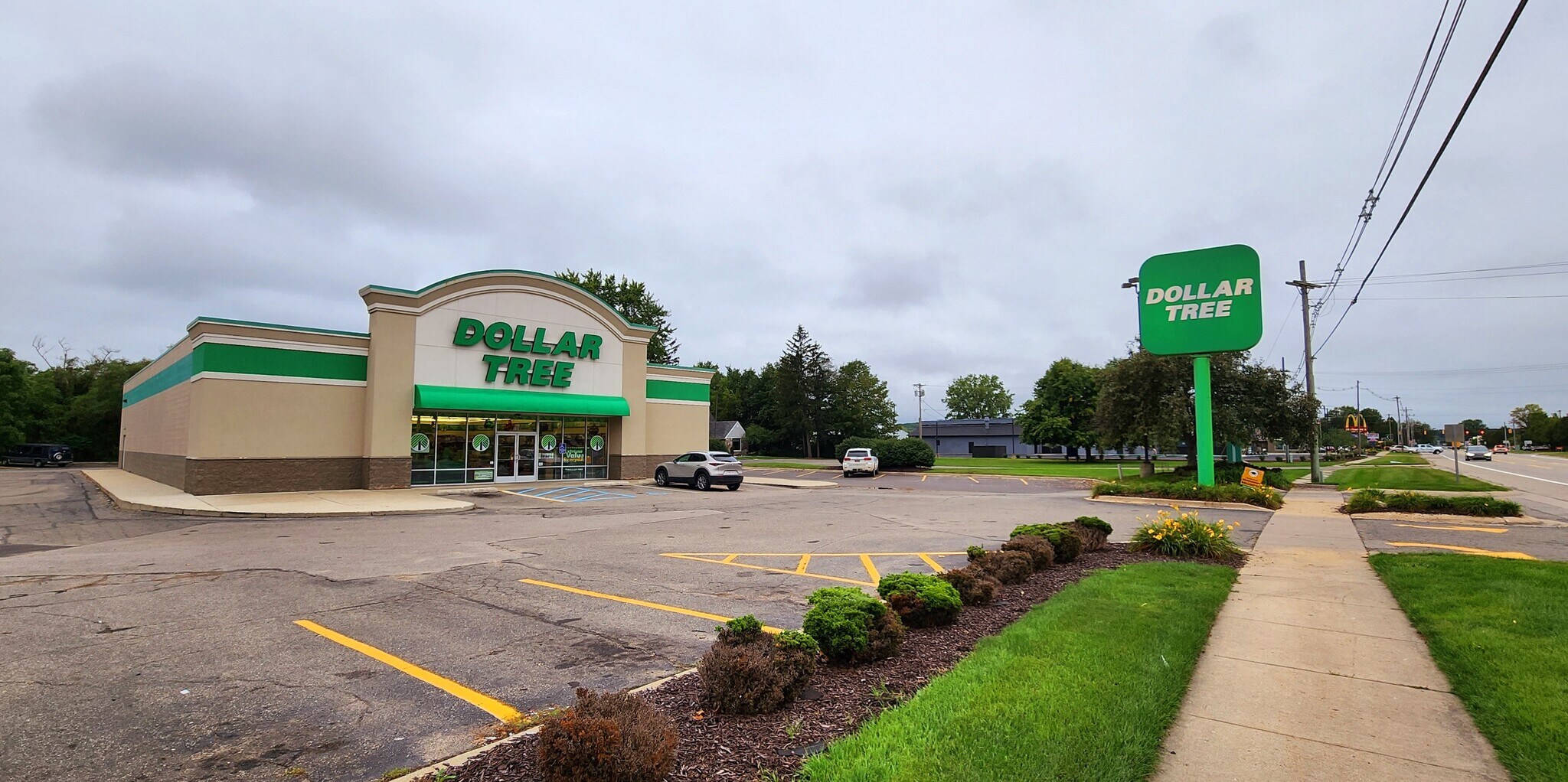 1120 W Main St, Lowell, MI for Rent