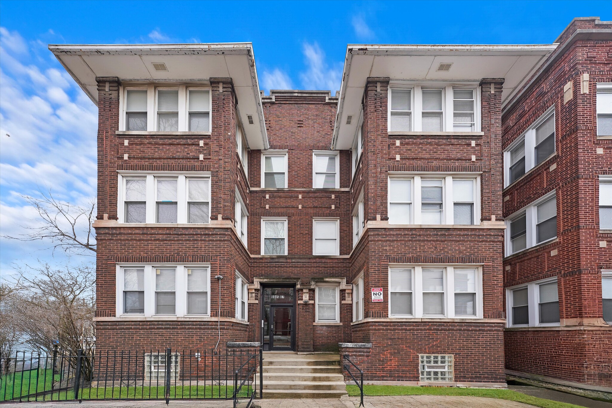 6605-6607 S Greenwood Ave, Chicago, IL for Sale