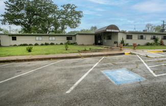 Grand Saline, TX Hospitals - 707 N Waldrip St