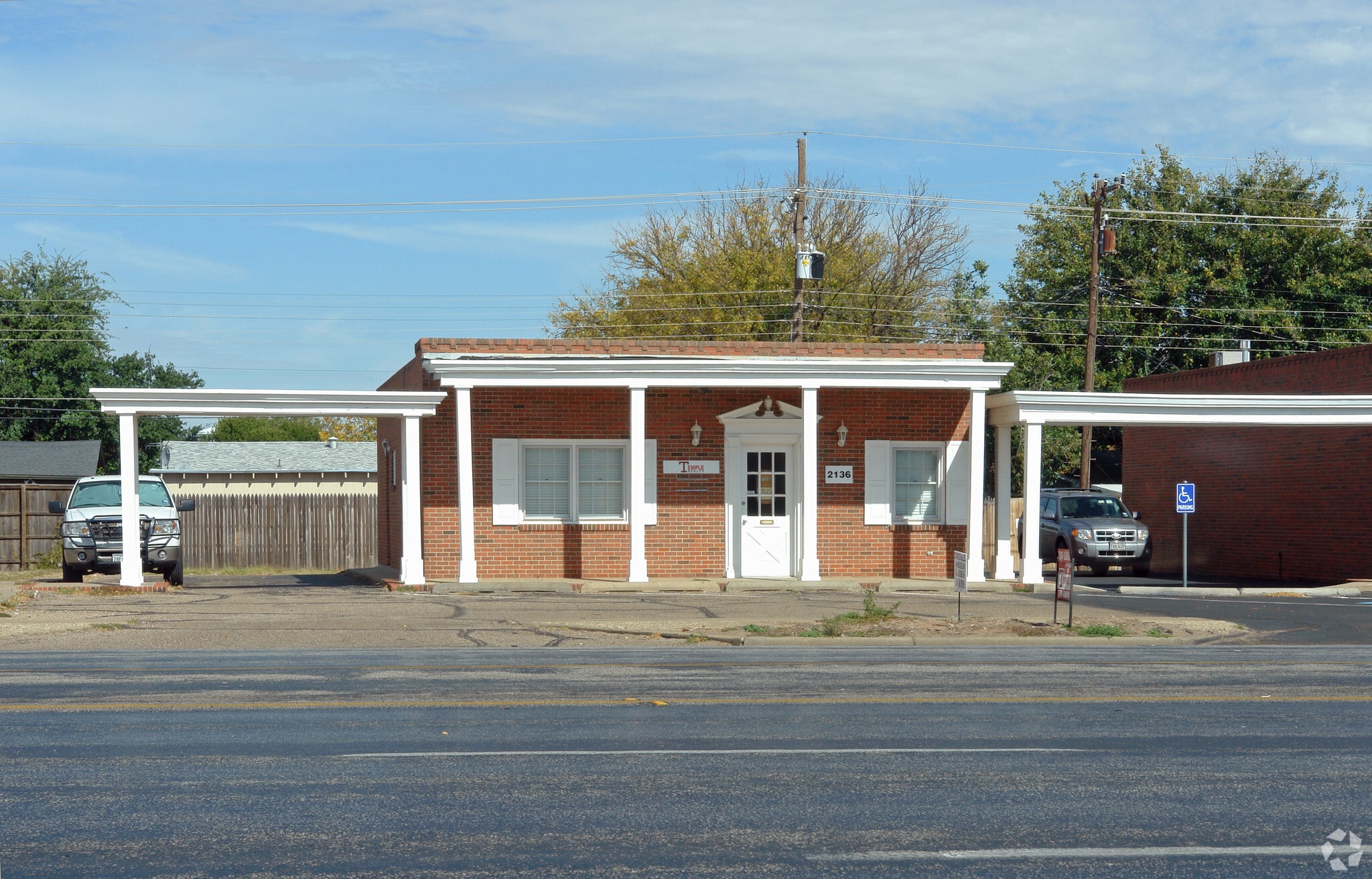 2136 50th St, Lubbock, TX for Sale