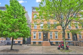 Ridgewood, NY Apartments - 6424 Madison St
