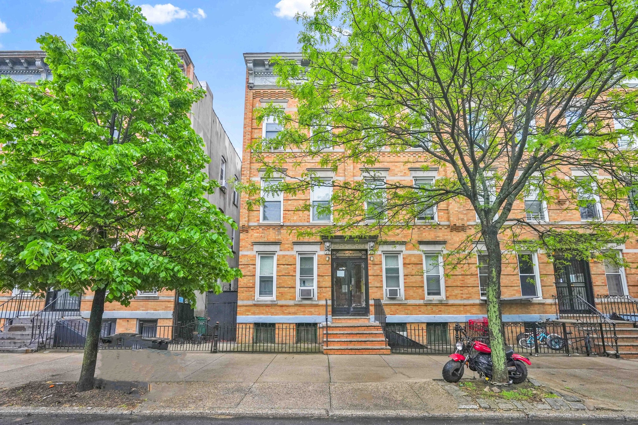 6424 Madison St, Ridgewood, NY for Sale