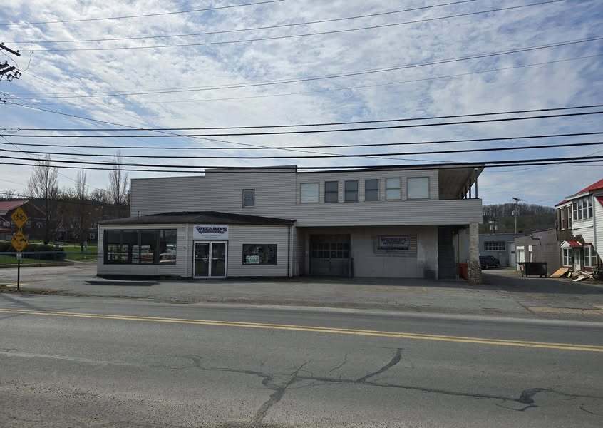 547-549 E Mahoning St, Punxsutawney, PA for Sale