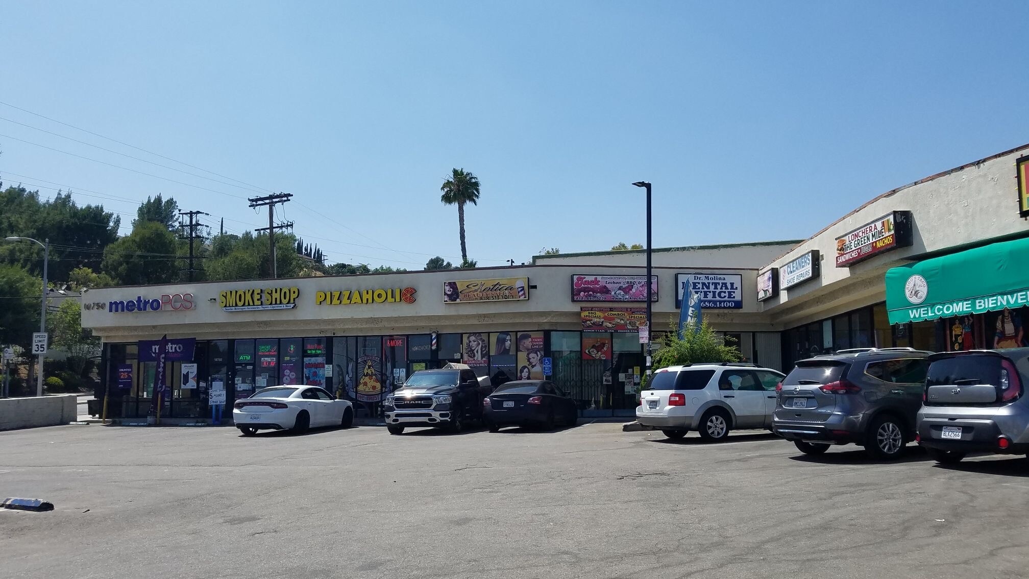 10750 Glenoaks Blvd, Pacoima, CA for Rent