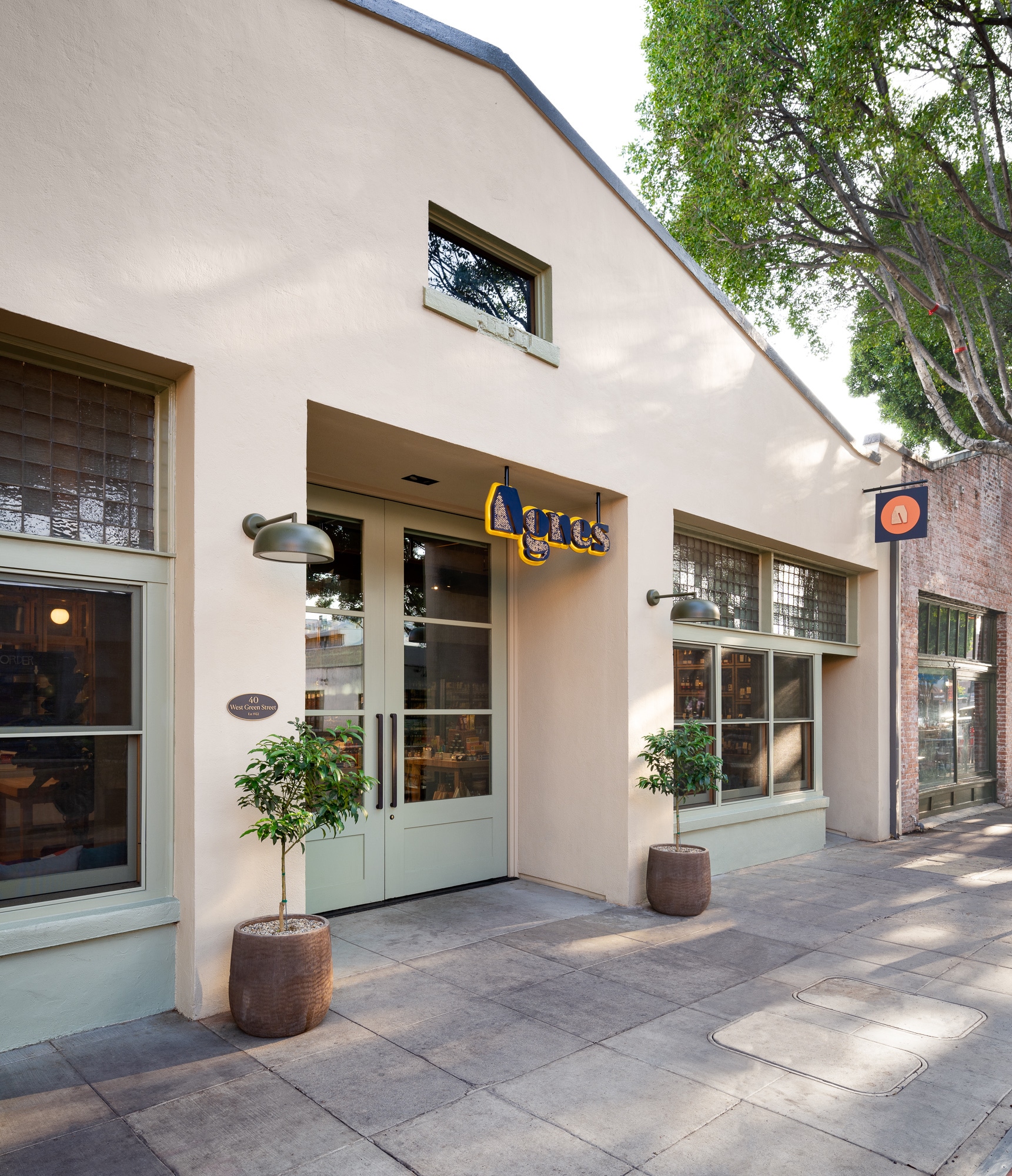 40 W Green St, Pasadena, CA for Sale