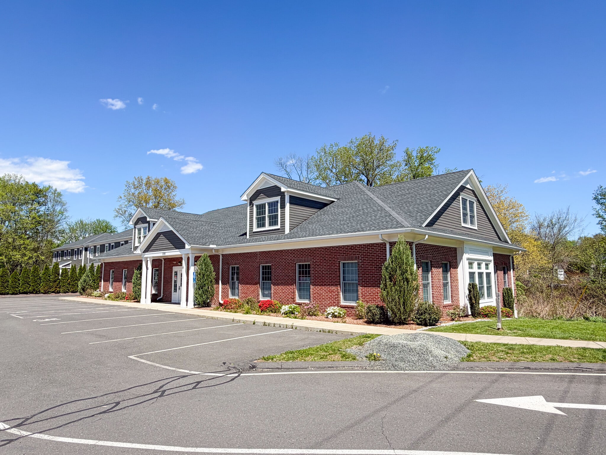 200 Mountain Rd, Suffield, CT for Rent