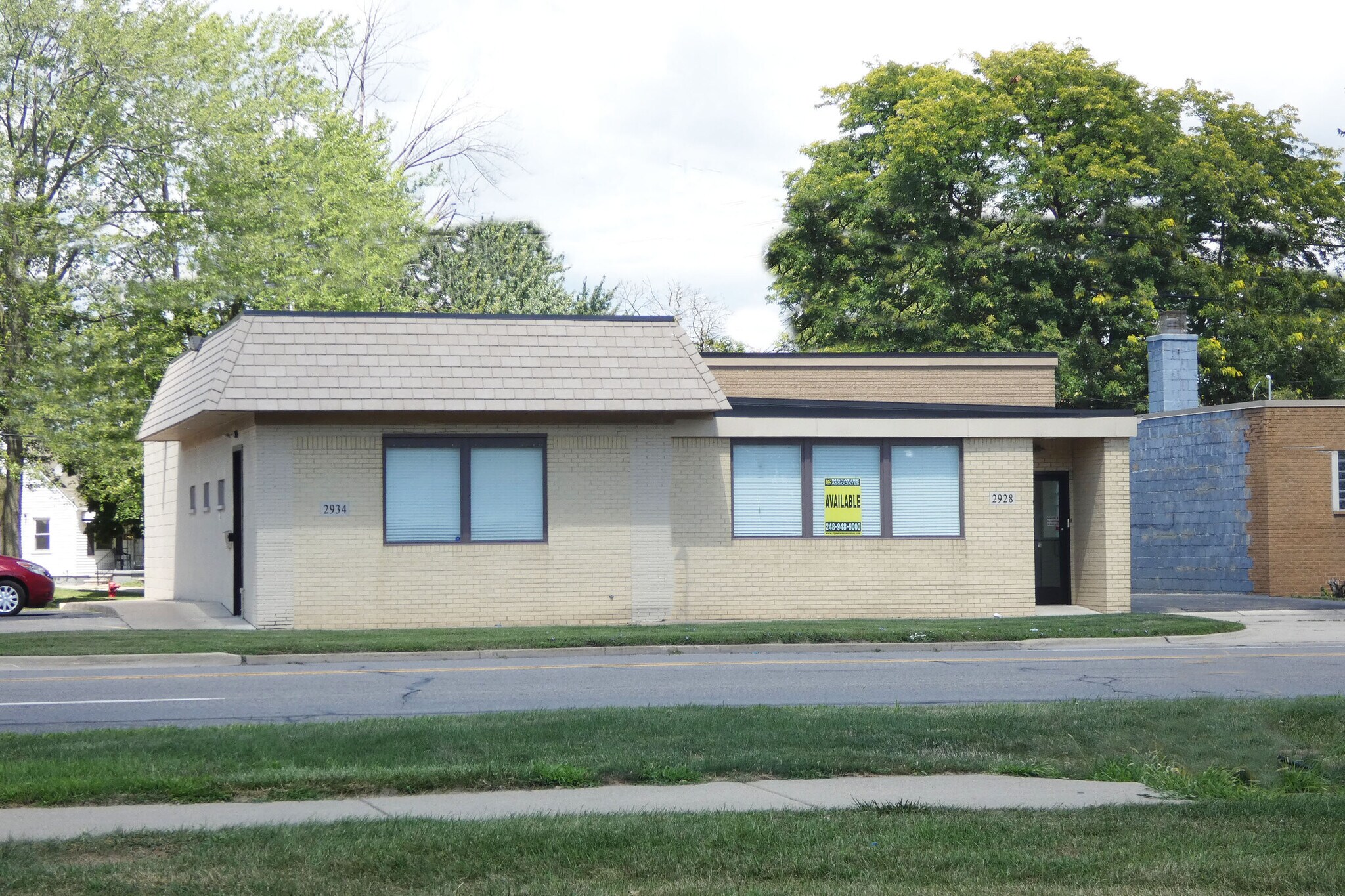 29282934 Oakwood Blvd Melvindale, MI 48122 Retail Property for Lease