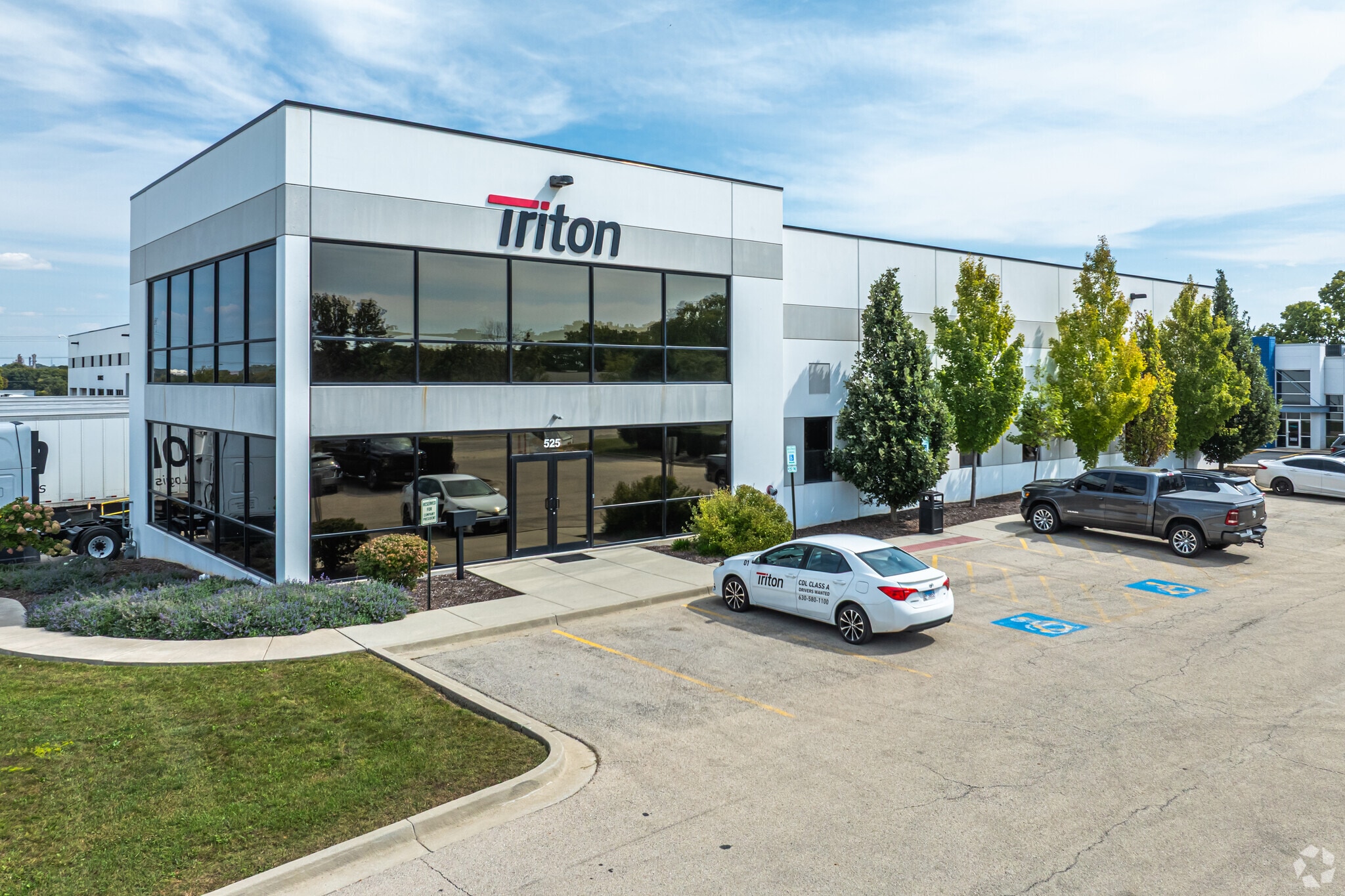 525 Anderson Dr, Romeoville, IL for Sale