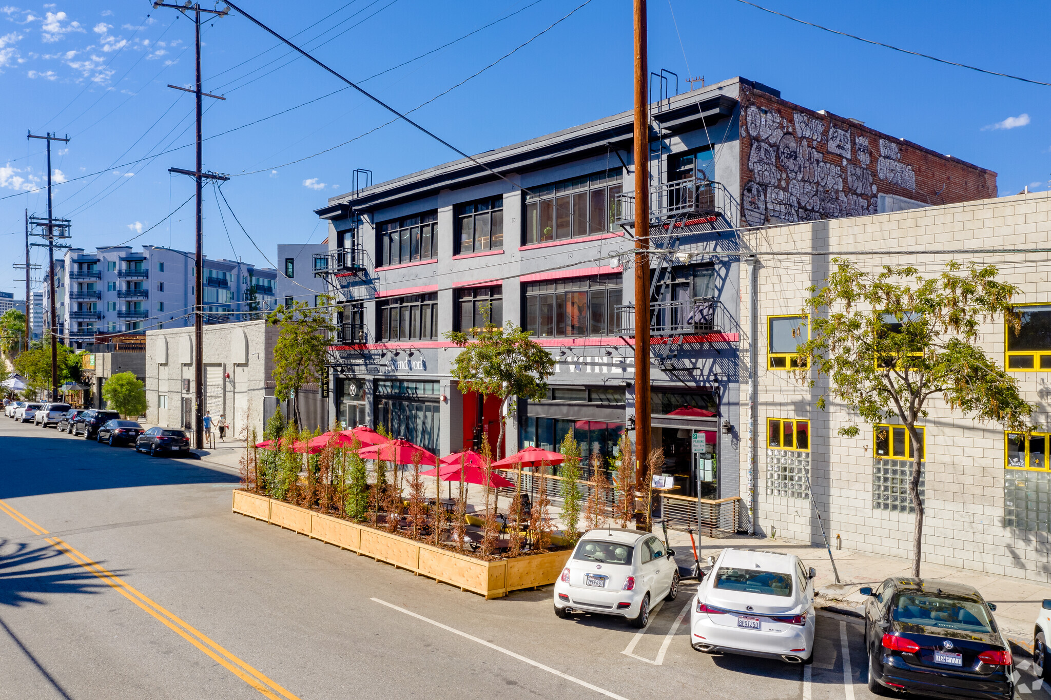 811-815 Traction Ave, Los Angeles, CA for Rent