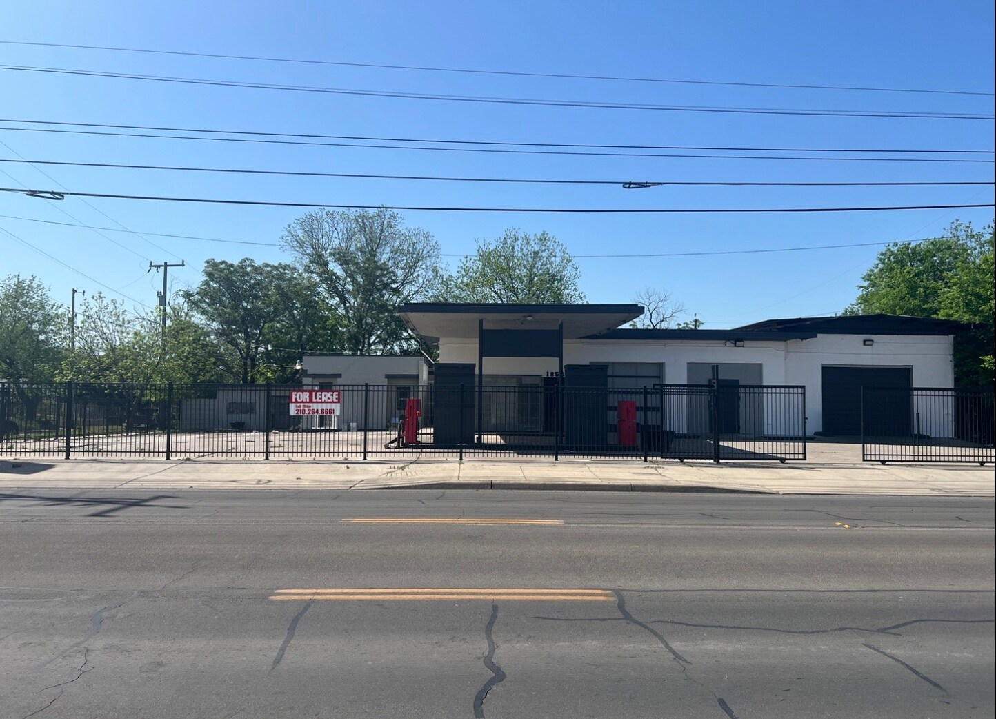 1850 E Houston St, San Antonio, TX for Rent