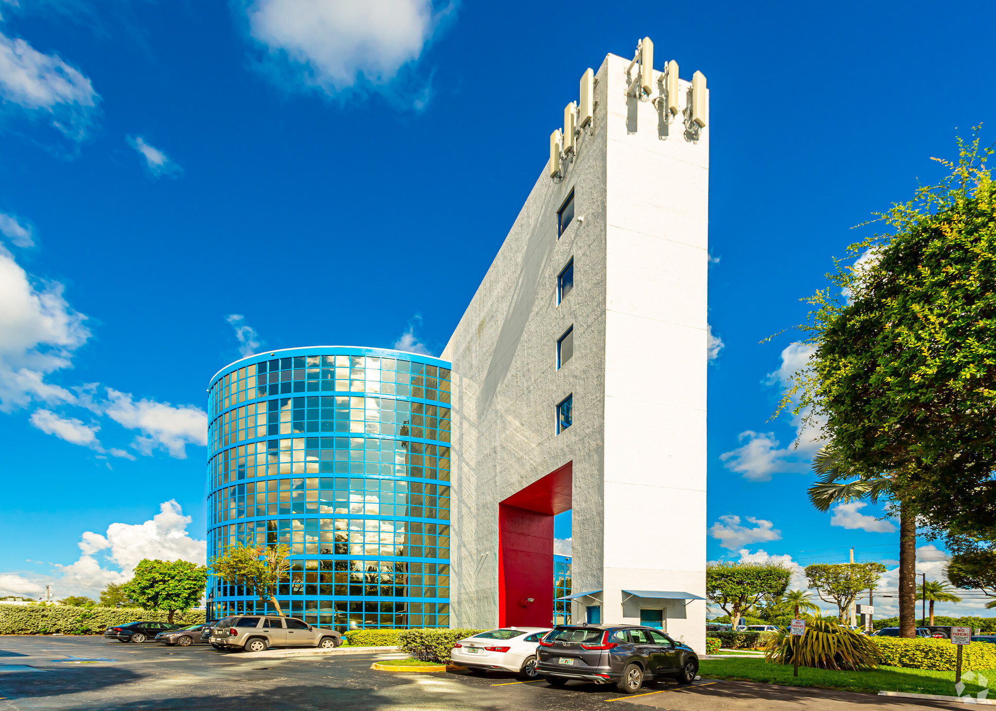 9600 NW 25th St, Miami, FL for Rent