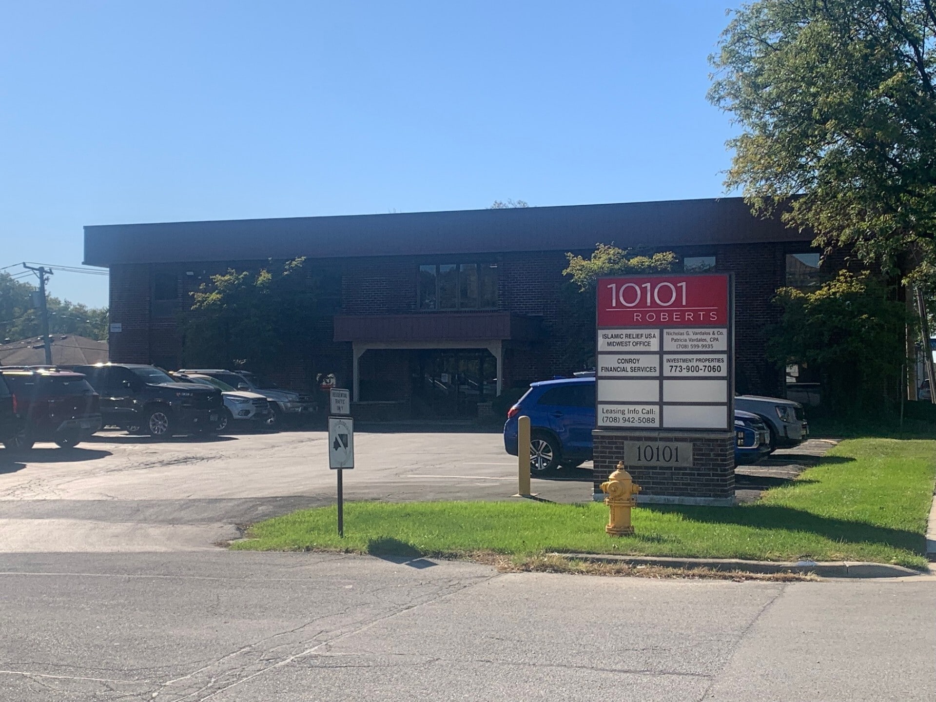10101 S Roberts Rd, Palos Hills, IL for Rent