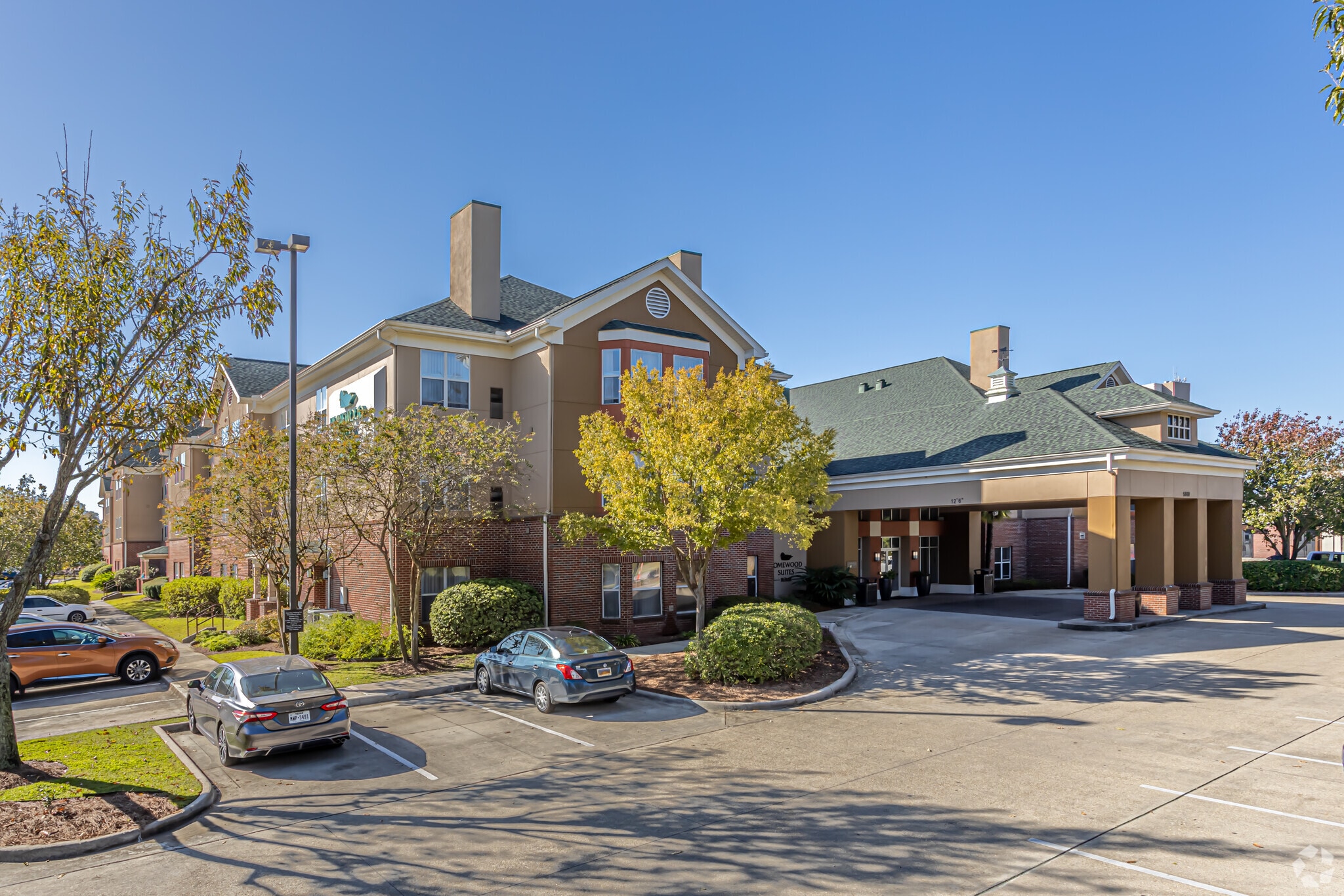 5860 Corporate Blvd, Baton Rouge, LA for Sale