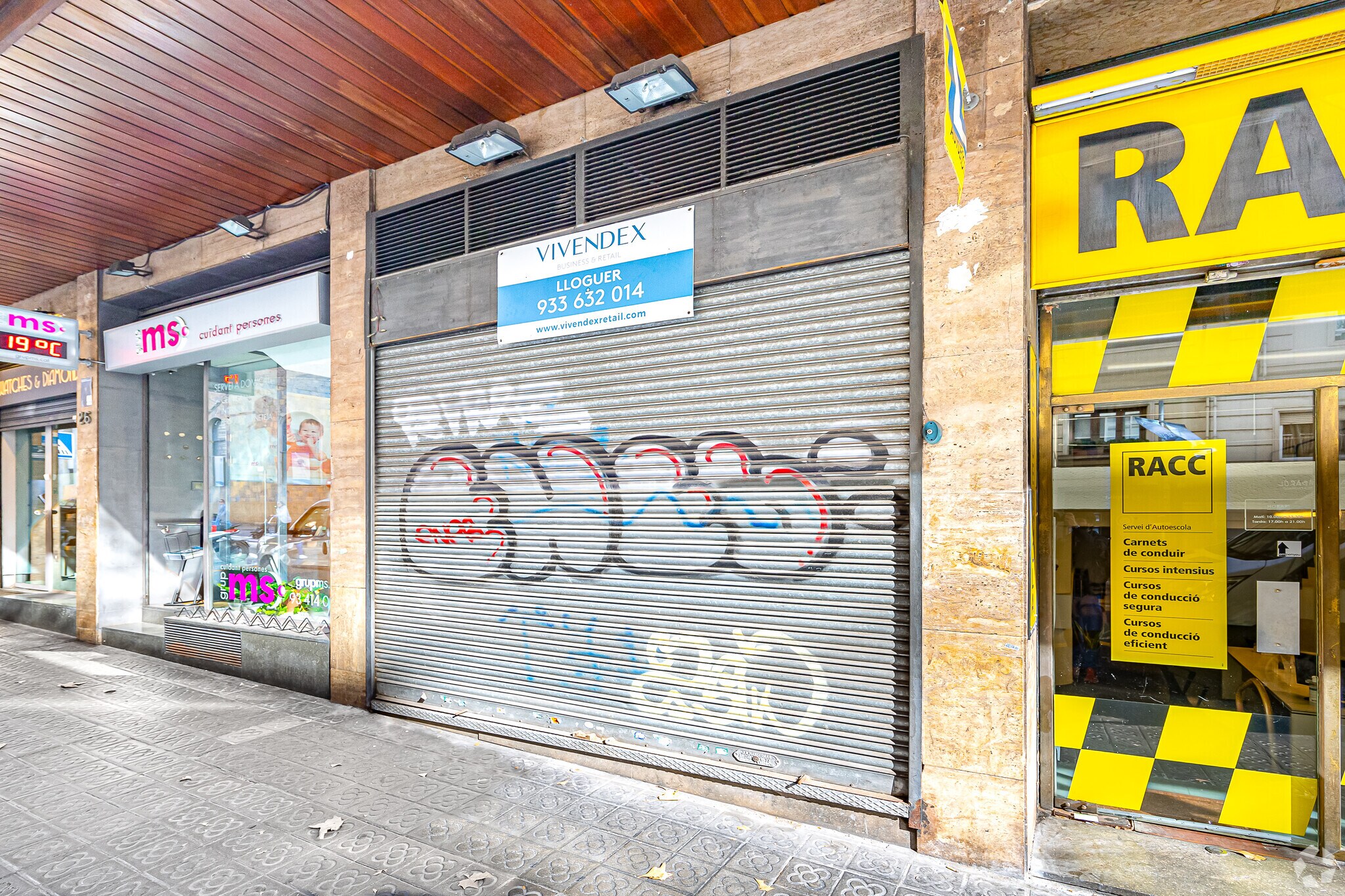 43 Carrer de L'avenir, Barcelona, BAR for Rent